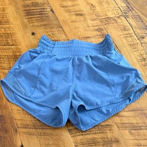 lululemon athletica Sky Blue Athletic Shorts 2.5 inseam hotty hot high rise